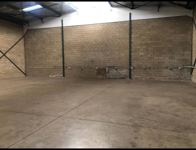 420M² WAREHOUSE TO LET IN MEADOWDALE